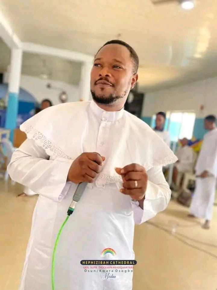 Osogbo Gospel Artist,Dies After Church Performance