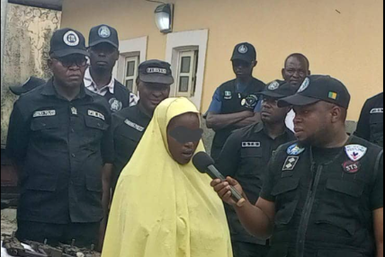 How Police Arrests Woman with AK-47 Concealed in Garri
